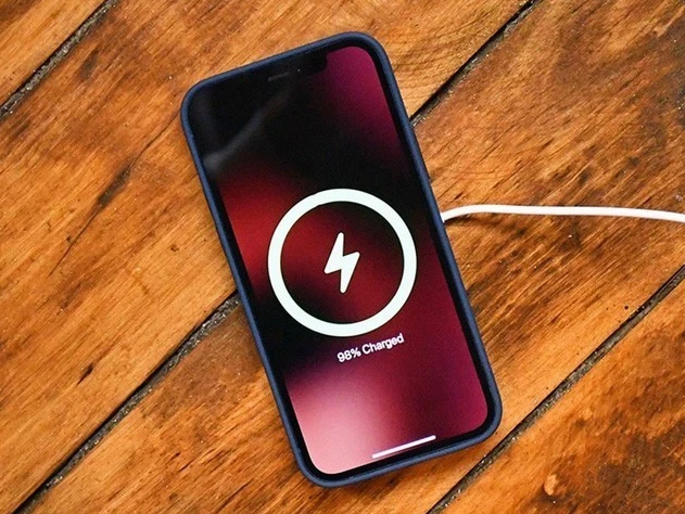 西宁苹果手机维修分享iPhone 12可以随便充电吗 